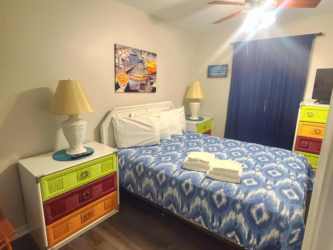 Beautiful 3 Bedroom Beachfront Condo 굴프 쇼어스 외부 사진